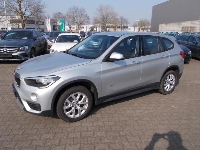 BMW X1 X1 sDrive 18i, PDC, zus. Winterräder