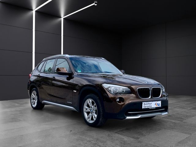 BMW X1 20 d xDrive Automatik~SHZ~Xenon~R.Kamera~PDC