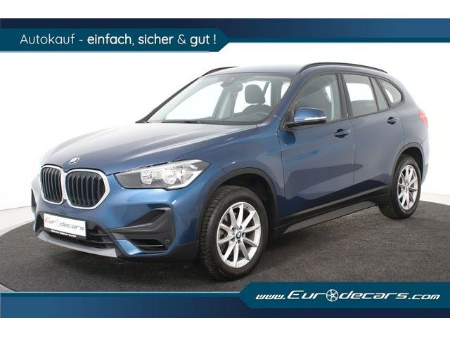 BMW X1 18i *1.Hand*Navi*AHK*Carplay*