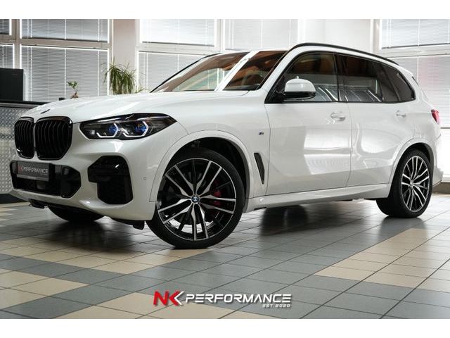 BMW X5 40 d M Sport / B&W / TV / PANO / AHK