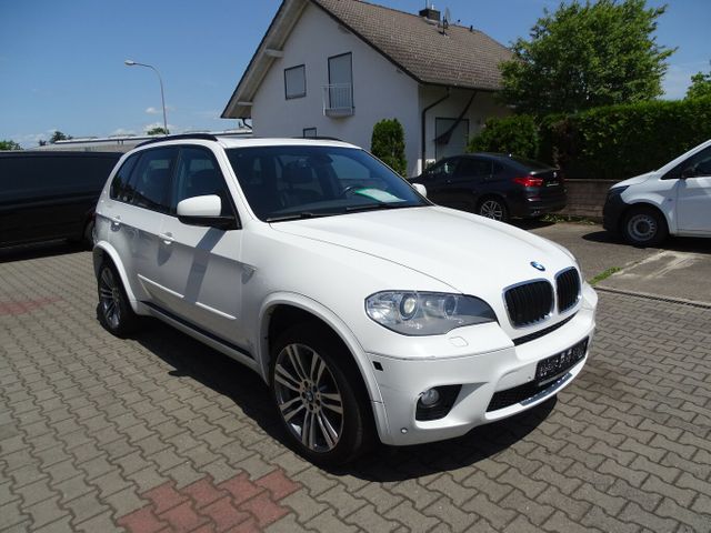 BMW X5 30d M-Paket, Panorama, Head-Up, Softclose, Navi, Standheizung