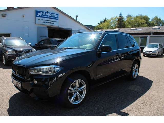 BMW X5 3.0d xDrive M Paket 7 Sitzer AHK Panorama LED