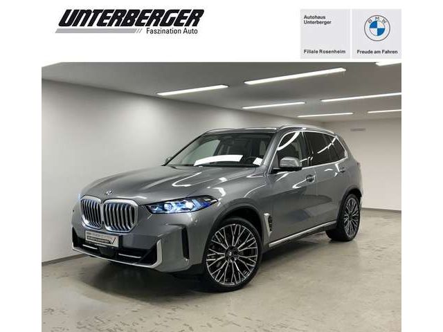 BMW X5 xDrive40i M Sportpaket AHK B&W Pano. DAB Drivingas