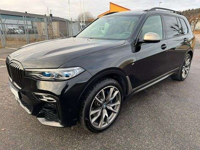 BMW X7 M50d M-Paket 7 Sitze Laser Pano TV *Voll*
