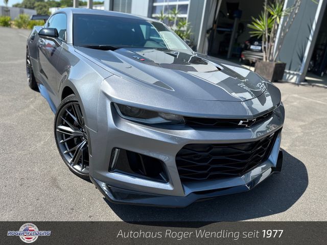 Chevrolet Camaro ZL1 1LE CARBON SPOILER PDR CLEAN CARFAX !