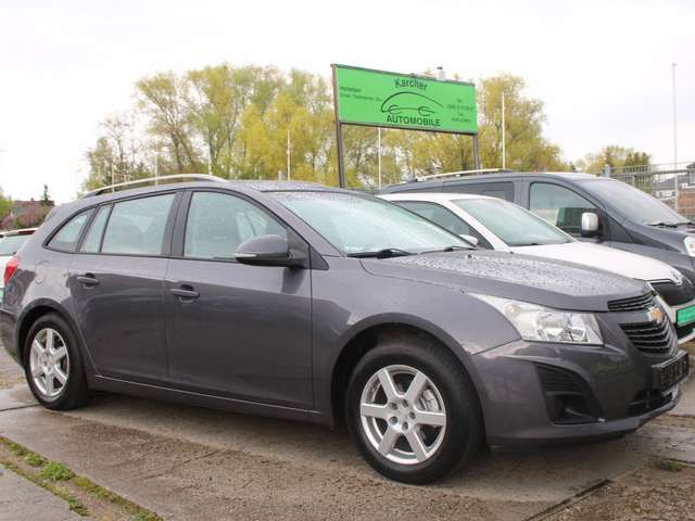 Chevrolet Cruze Station Wagon 1.6 LS*HUneu*Klimatronic*SR/WR*
