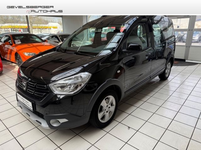 Dacia Dokker Stepway Celebration 1.2 TCe 115 1.Hand+VFW Navi Fahrerprofil SHZ Temp Tel.-Vorb.