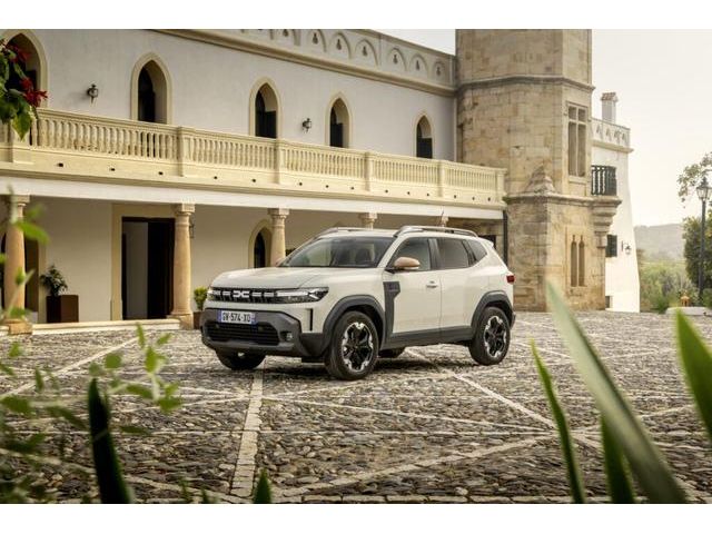 Dacia Duster Expression HYBRID 140