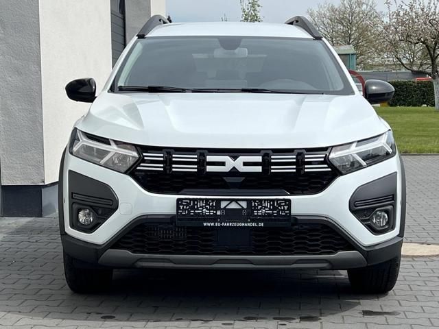 Dacia Jogger Essential TCe 110 7-Sitzer Klima Shz P...