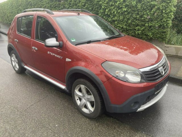 Dacia Sandero Stepway Klima 2Hd Autobahn-KM !FESTPREIS!
