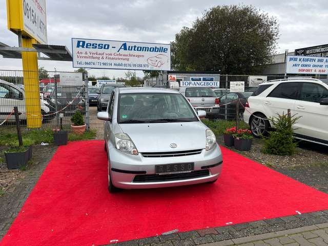 Daihatsu Sirion 1.3 *2-HAND*90.000 KM ORIGI*SCHECKHEFT*HU NEU*