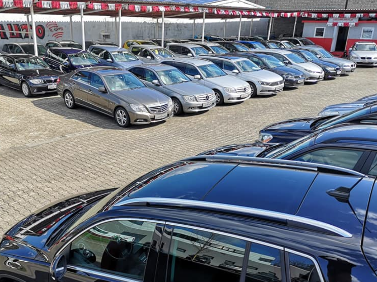 NAYİR AUTO An- und Verkaufen Fahrzeugen