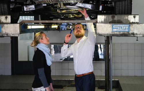 Autohaus Saur GmbH & Co. KG
