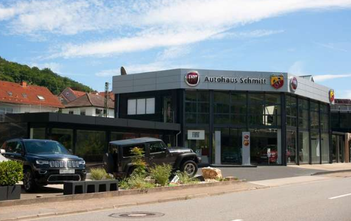 Autohaus Schmitt GmbH & Co. KG