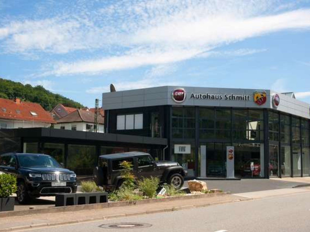 Autohaus Schmitt GmbH & Co. KG