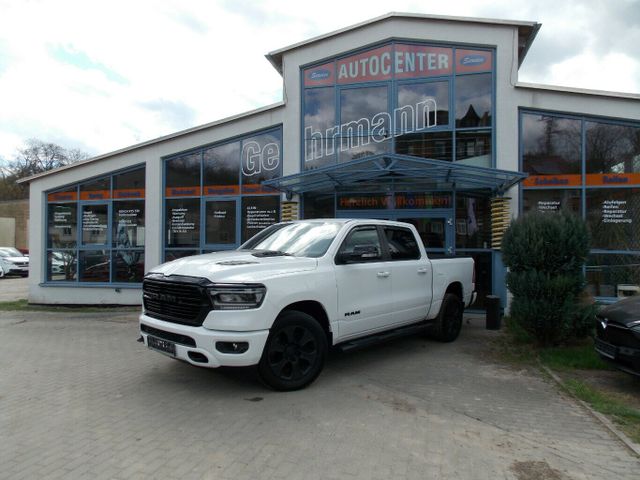 Dodge RAM 1500 BIGHORN 5.7 HEMI 4x4 LED LEDER NAVI