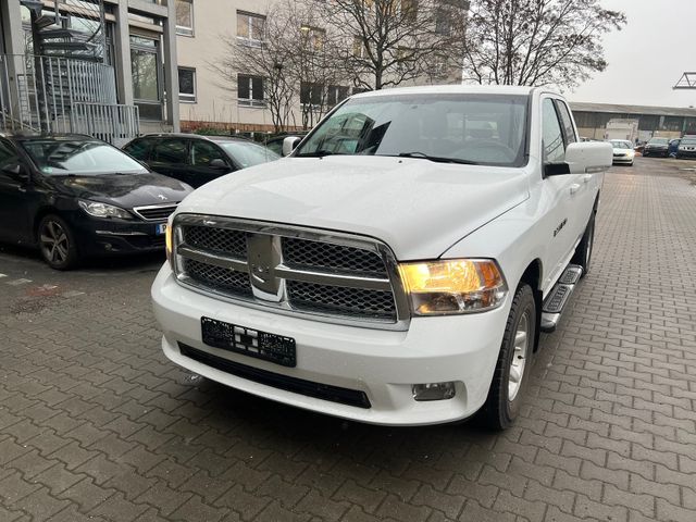 Dodge RAM ,Sport, 4x4 ,5.7 Hemi,Quad CAB