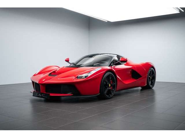 Ferrari LaFerrari GEPFLEGT/GARANTIE/SCHECKHEFT