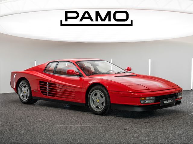 Ferrari Testarossa | red interior