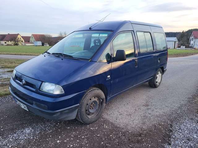 Fiat Scudo 2,0L diesel,9 sitze, Motor und Getriebe sehr gut