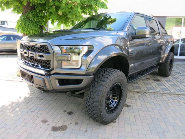 Ford F-150 Raptor