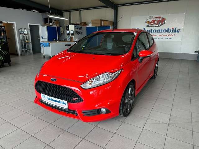 Ford Fiesta 1,6 EcoBoost ST Navi/Recaro/Leder/PDC/SHZ