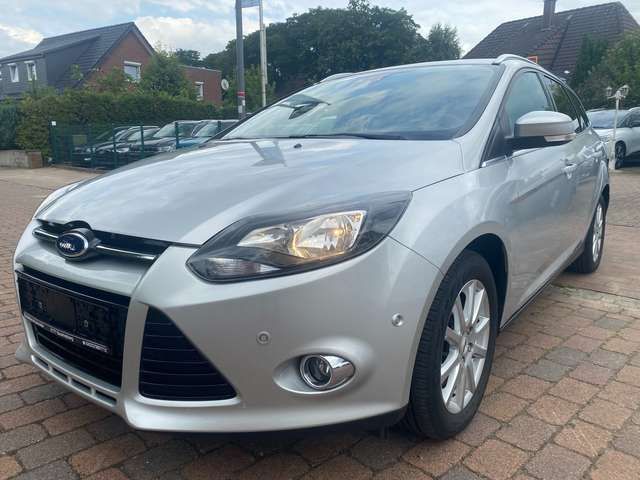 Ford Focus 2.0 TDCI Titanium+NAV+AHK+PDC+SHZ