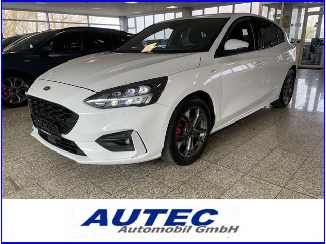 Ford Focus ST-Line 1.5 HEAD-UP+LED+KAMERA+KEYLESS+SHZ