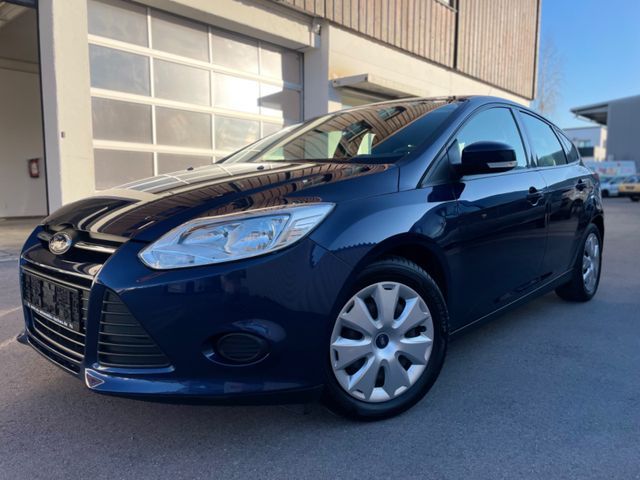 Ford Focus 1,6TDCi 116 PS DPF / 1.HAND /Tüv 10.26