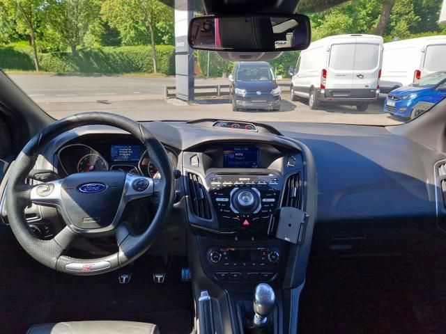Ford Focus Ford Turnier ST