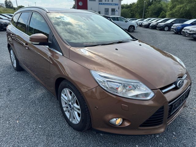 Ford Focus 1.6 TDCi *TITANIUM*HÄNDLER*EXPORT*