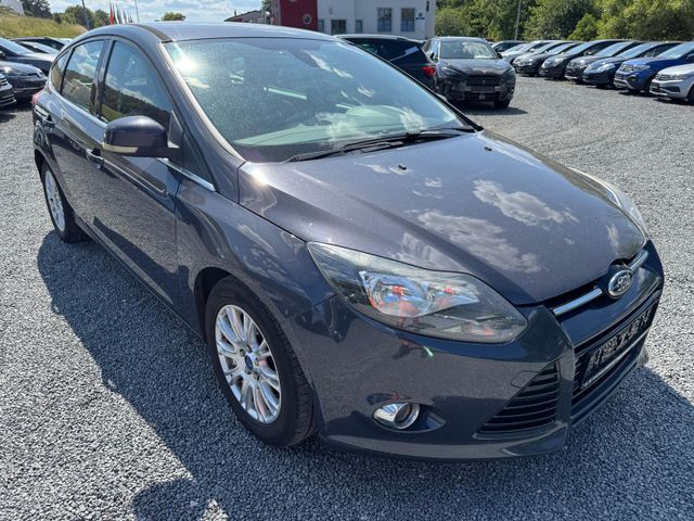 Ford Focus 1.6 TDCi *TITANIUM*HÄNDLER*EXPORT*