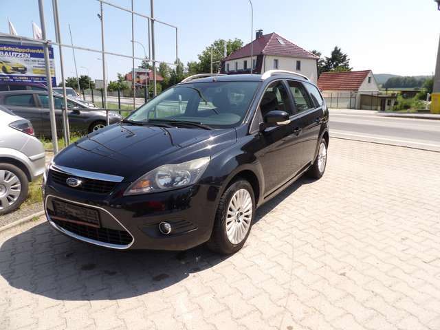 Ford Focus Titanium Automatik Alu. PDC Klima Sitzh. HU AU Neu