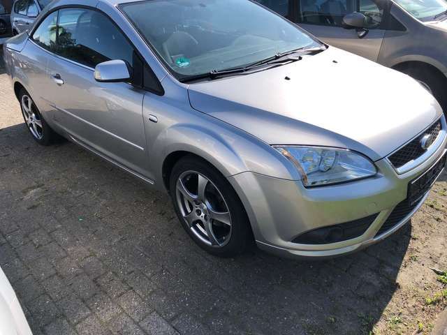 Ford Focus Coupe-Cabriolet 1.6 16V Trend