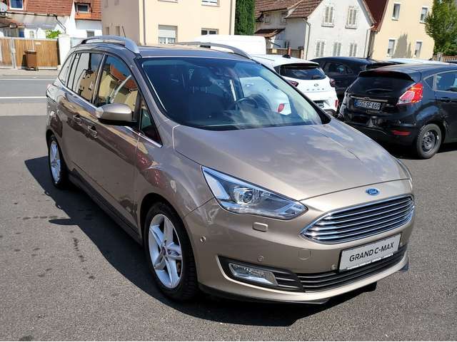 Ford Grand C-Max Titanium