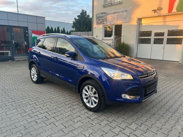 Ford Kuga Titanium Navi Winterpaket