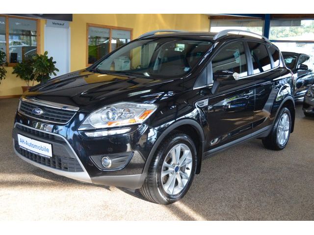 Ford Kuga Titanium AUTOMATIK / NAVI / R-KAMERA / PDC