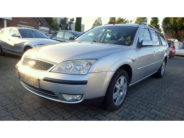 Ford Mondeo Turnier Ghia