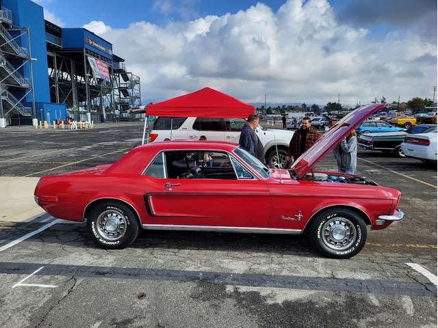 Ford Mustang 289ci V8, black plate California Car, Top-Ausstatt