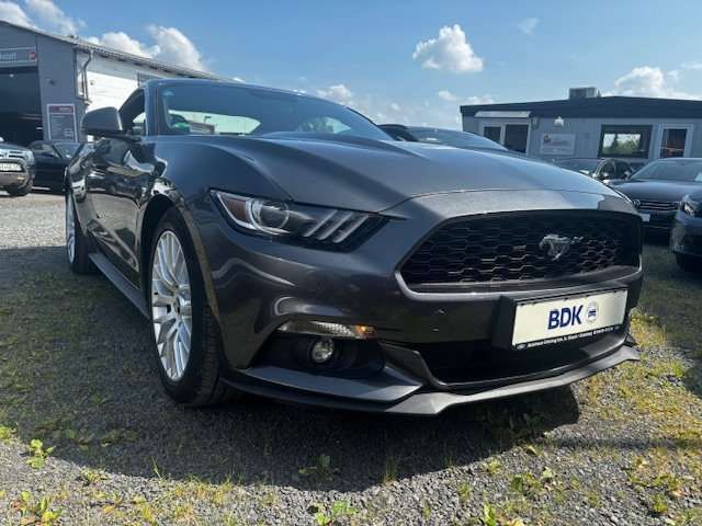Ford Mustang Aut. -Navi -Leder -uvm.! Verkauf im Kundenauftrag!