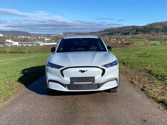 Ford Mustang 4WD, Standard Range, Navi, LED