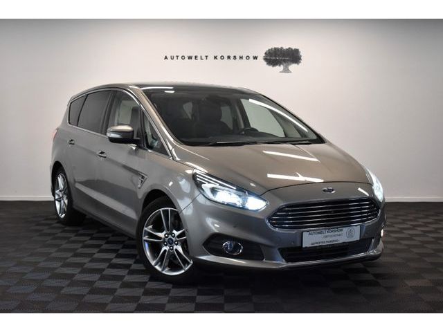 Ford S-Max Titanium *7-SITZ *LED *AHK *PANO *ACC *SHZ