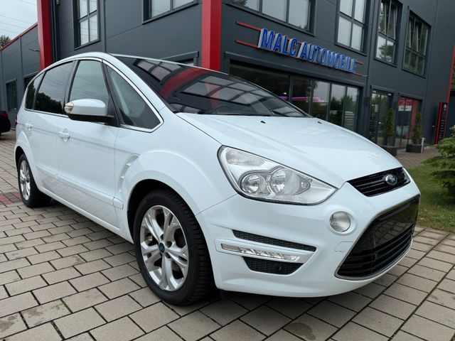 Ford S-Max Titanium