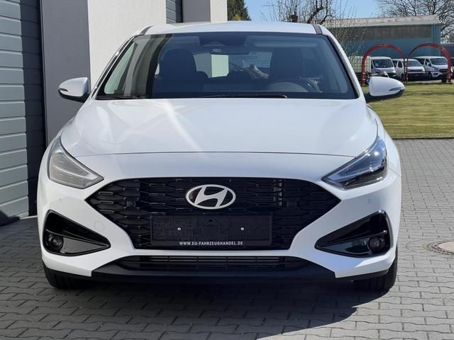 Hyundai i30 Comfort 1,0 T-GDI 74KW Navi 74kW (101PS...