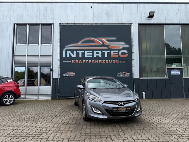 Hyundai i30 Edition Lim. *KLIMA*PDC*FSP*ALU*AHK*TÜV NEU*