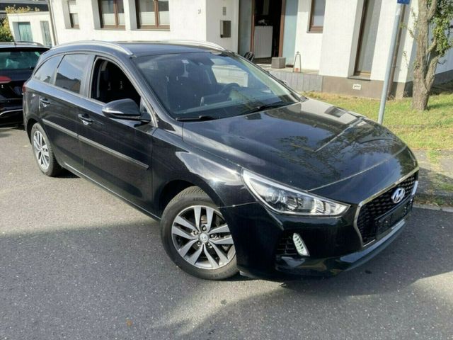 Hyundai i30 1.6CRDi Aut.Navi.Klima.Temp.Kam.SHZ.GARANTIE