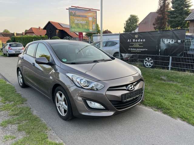 Hyundai i30 Classic Klima Multifunktionslenkrad 8x Bereift