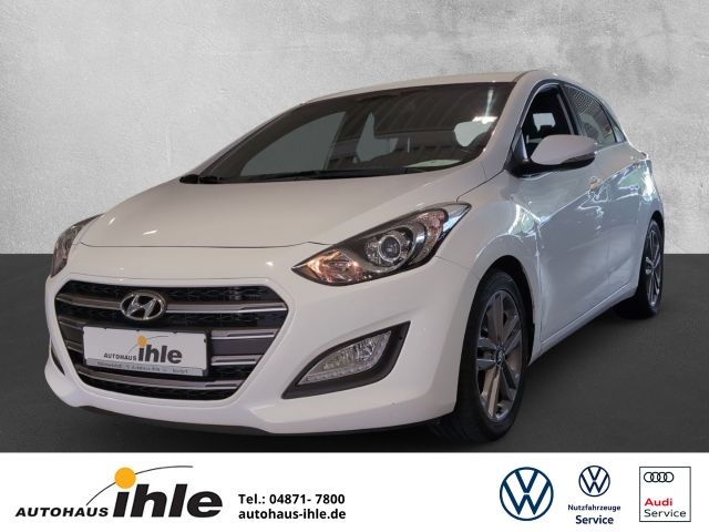 Hyundai i30 1,6 CRDi blue Passion R-KAMERA+NAVI+KLIMAAUTOMATIK