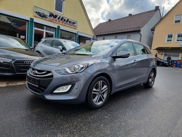 Hyundai i30 CW 1.6 GDI Style 1.HAND+CLIMATR+SHZ+BLUET.