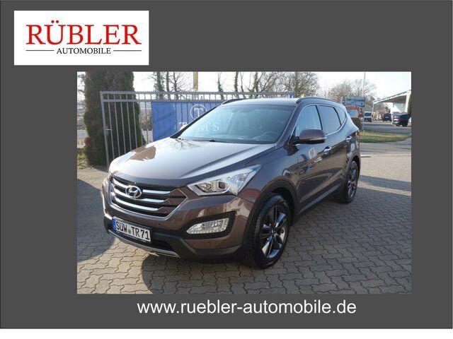 Hyundai Santa Fe 2.2 CRDi 4WD Premium AT Leder SHZ AHK Kamera Allwetter
